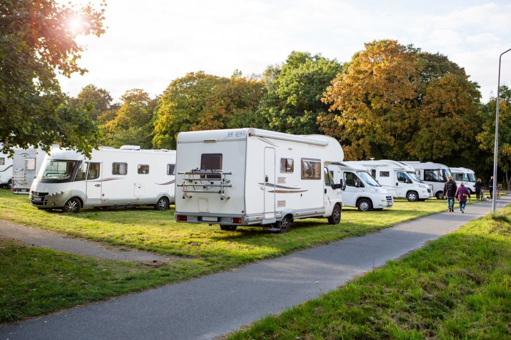 The Best Caravan Parks Within Walking Distance of Towns!